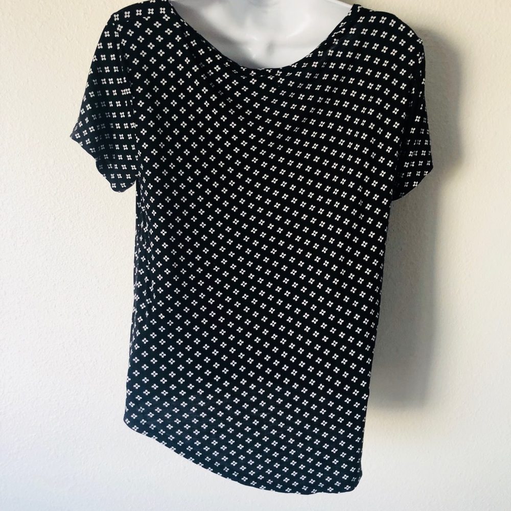 Ann Taylor black floral rayon tee - Picture 3 of 5
